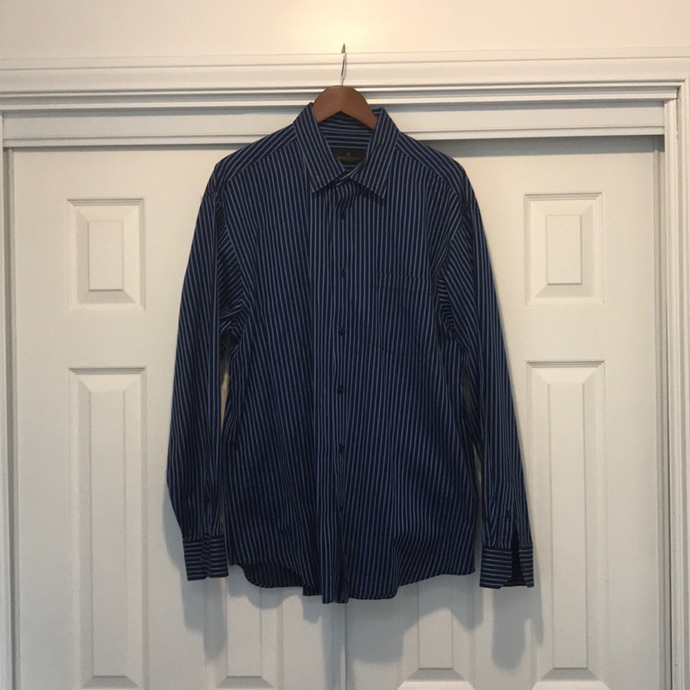 Men’s Bugatchi size XL button up. Blue & black